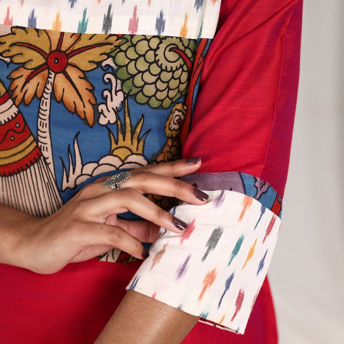 Red - mahira slub silk straight plain kurta with patchwork