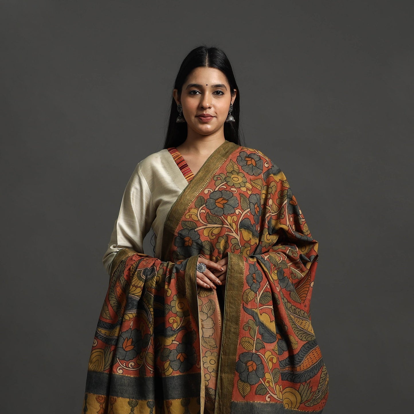 Red Mangalagiri Cotton Handpainted Pen Work Kalamkari Dupatta 