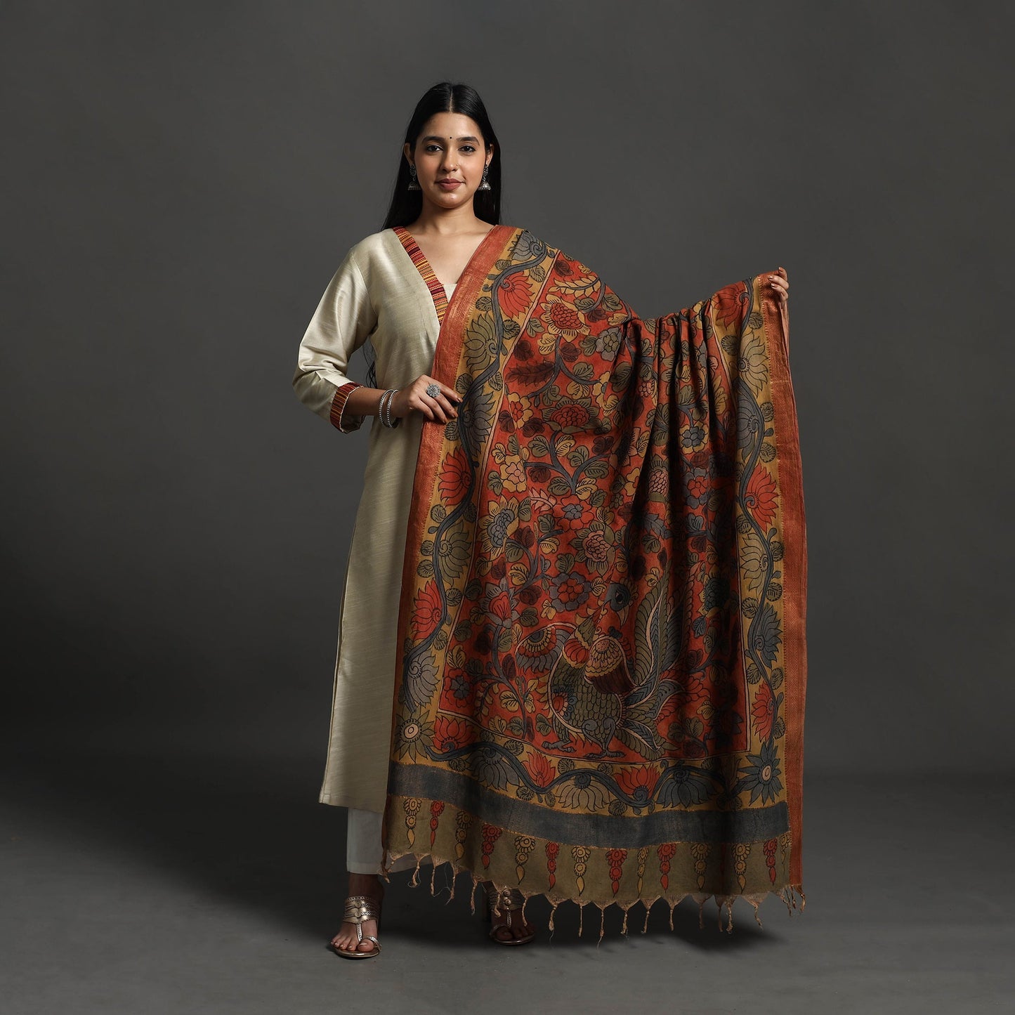 Red Mangalagiri Cotton Handpainted Pen Work Kalamkari Dupatta