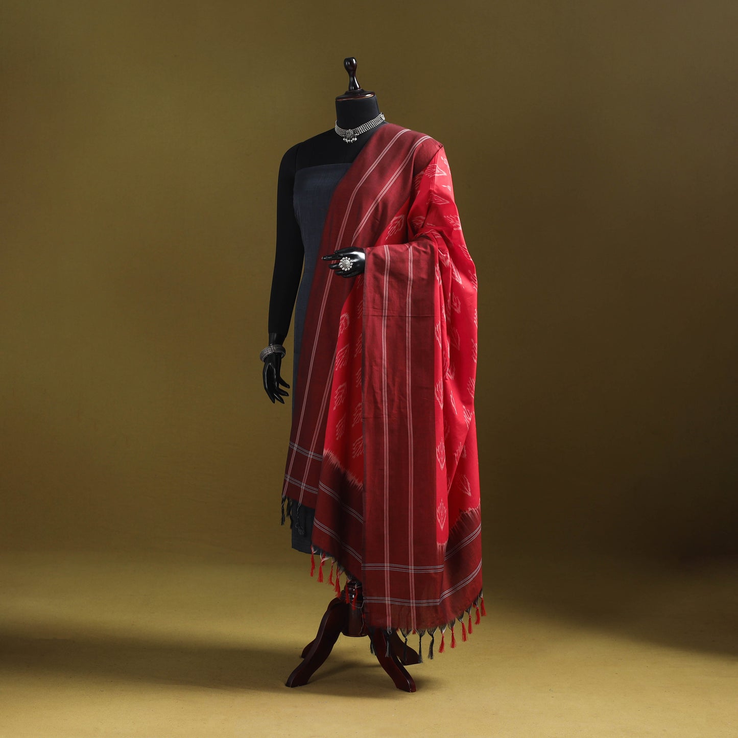Red - mercerised cotton pochampally ikat dupatta 20