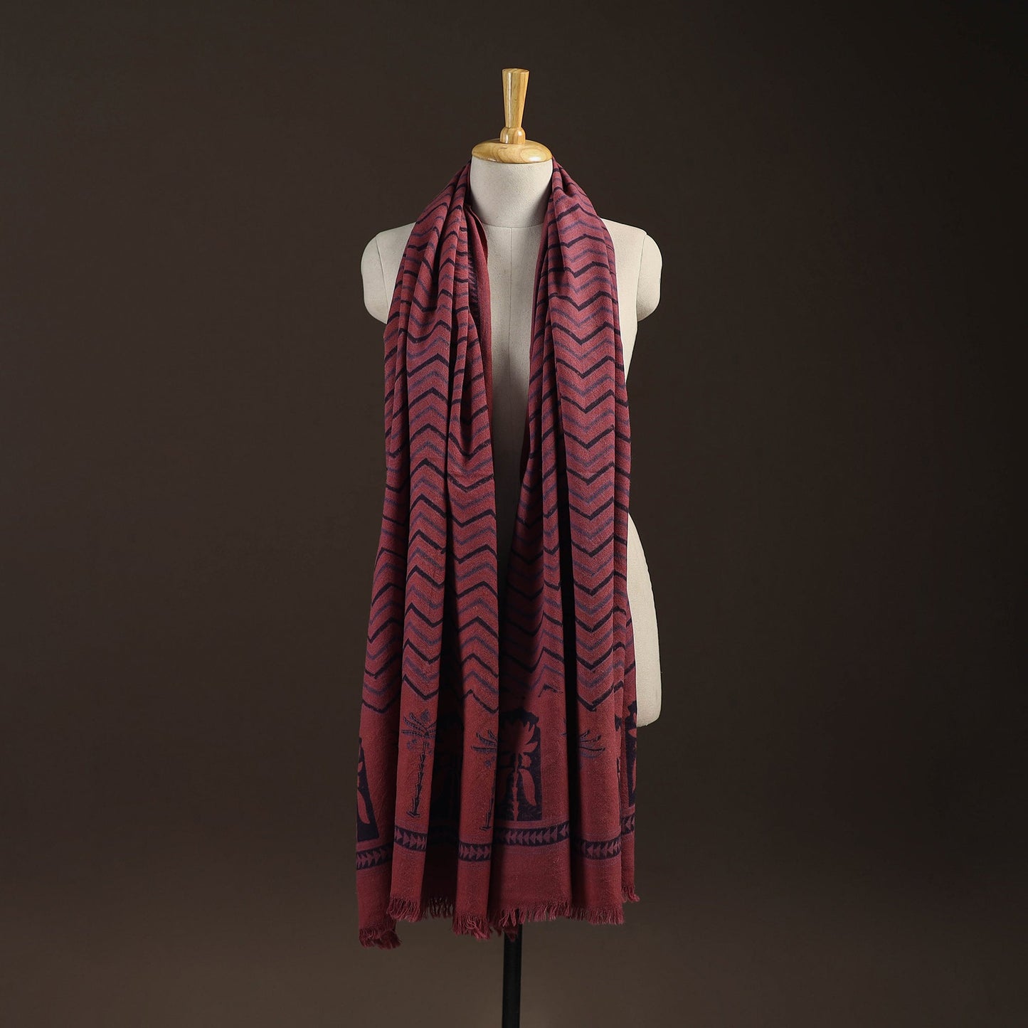 Black - merino wool natural dyed handwoven hand shawl 14