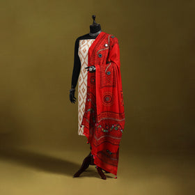 Mirror work printed cotton kutch hand embroidery dupatta 02