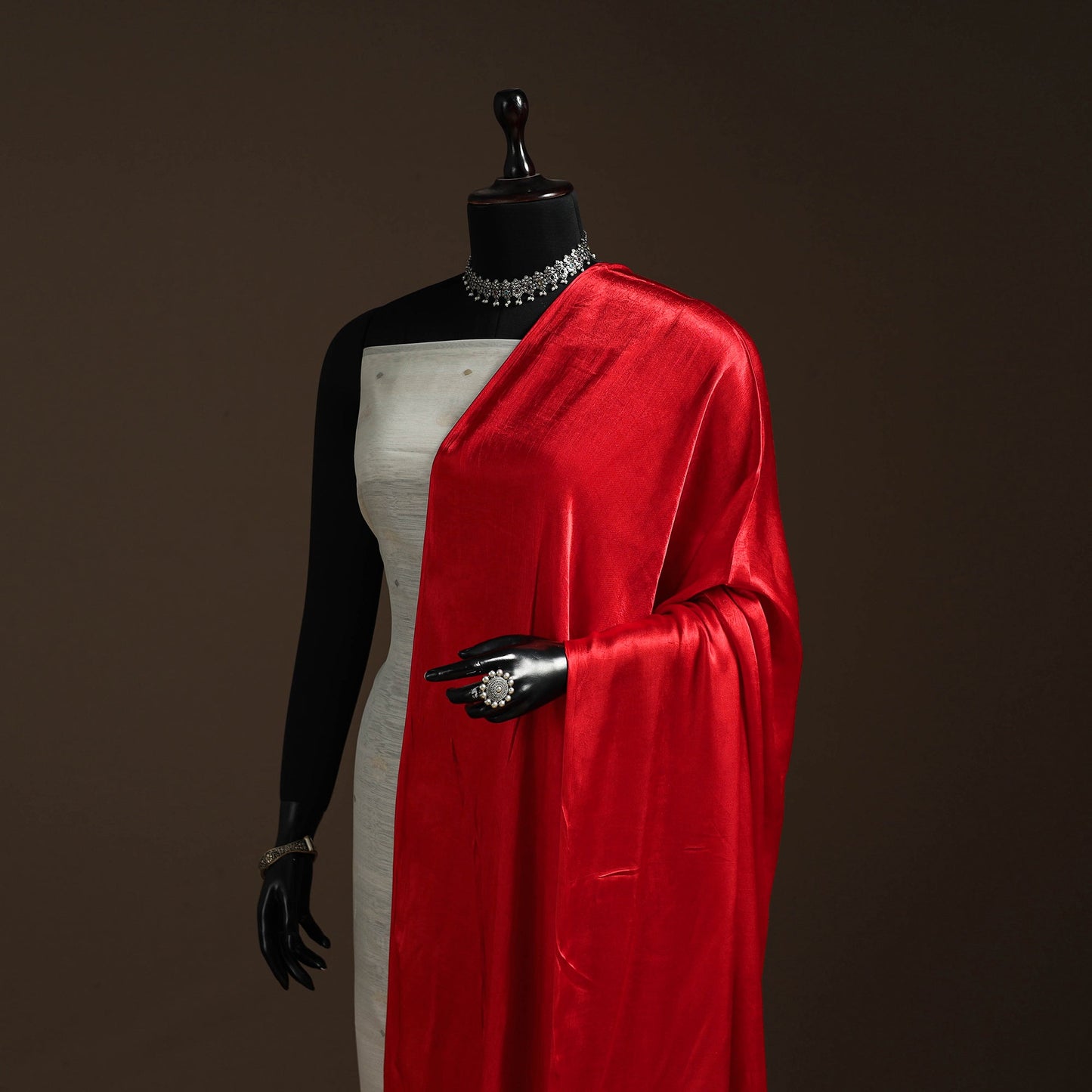 Modal silk natural dyed plain dupatta with lagdi patta 03