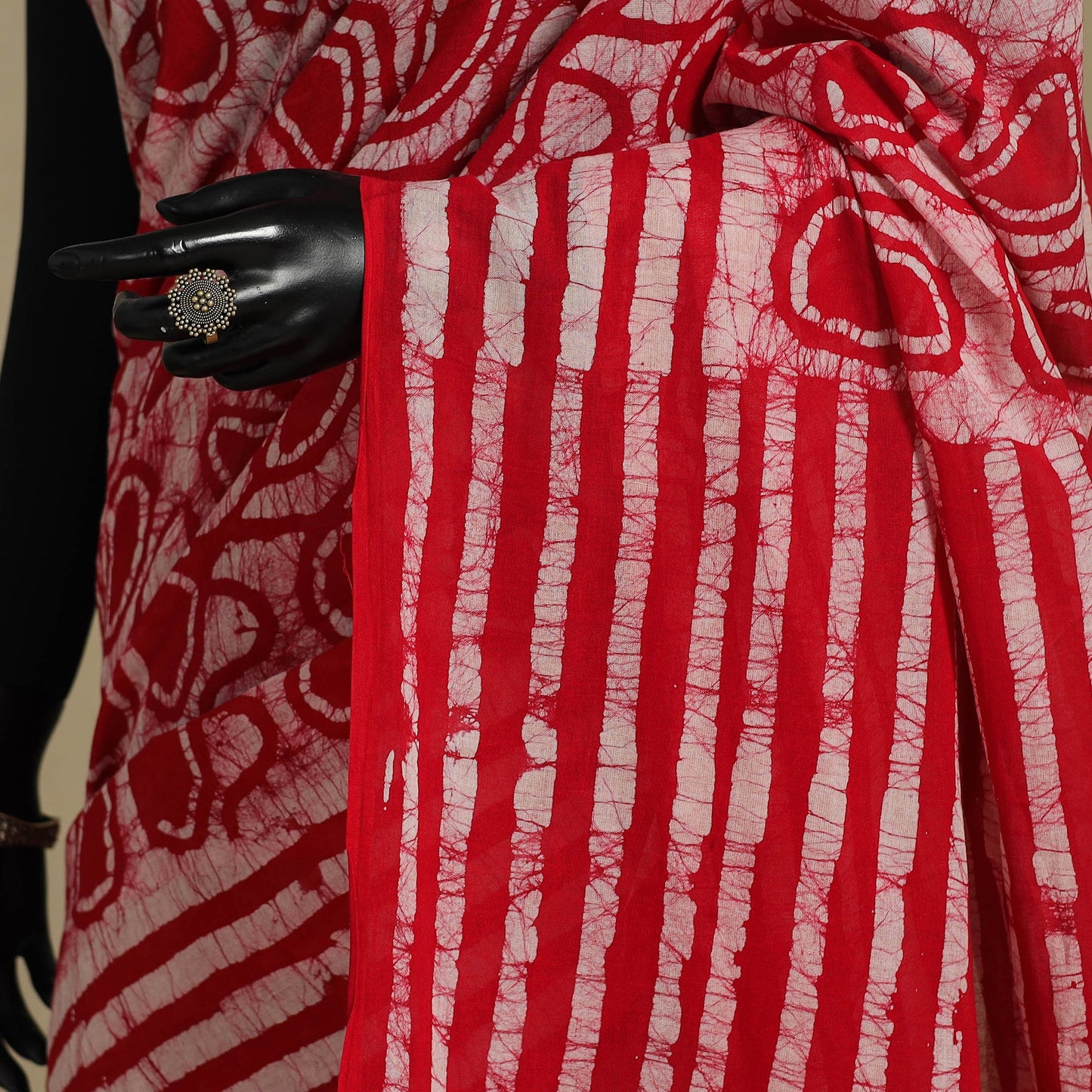 Red - mul cotton hand batik saree 40 - handcrafted