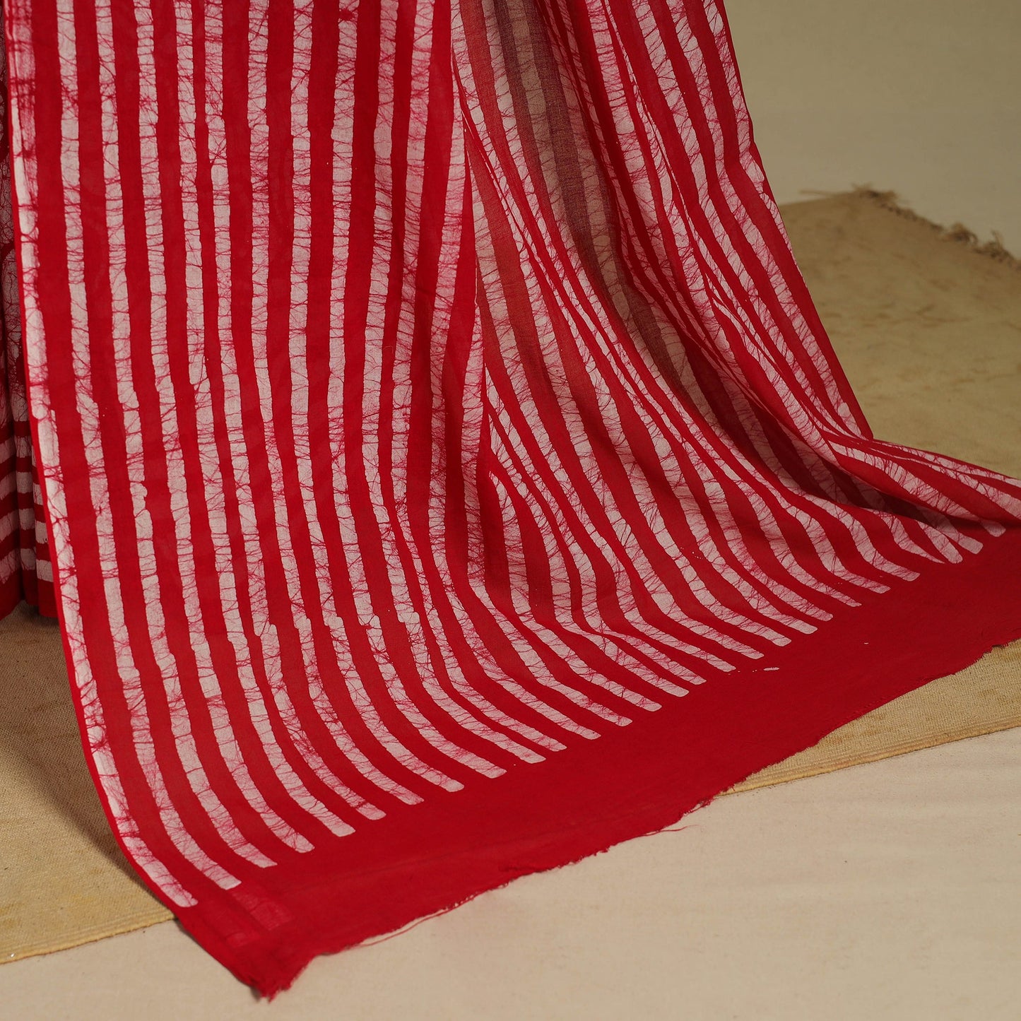 Red - mul cotton hand batik saree 40 - handcrafted