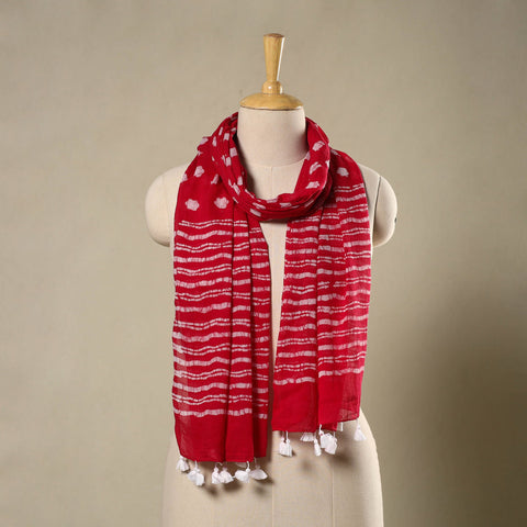 Buy Red Mul Cotton Hand Batik Print Stole with Tassels