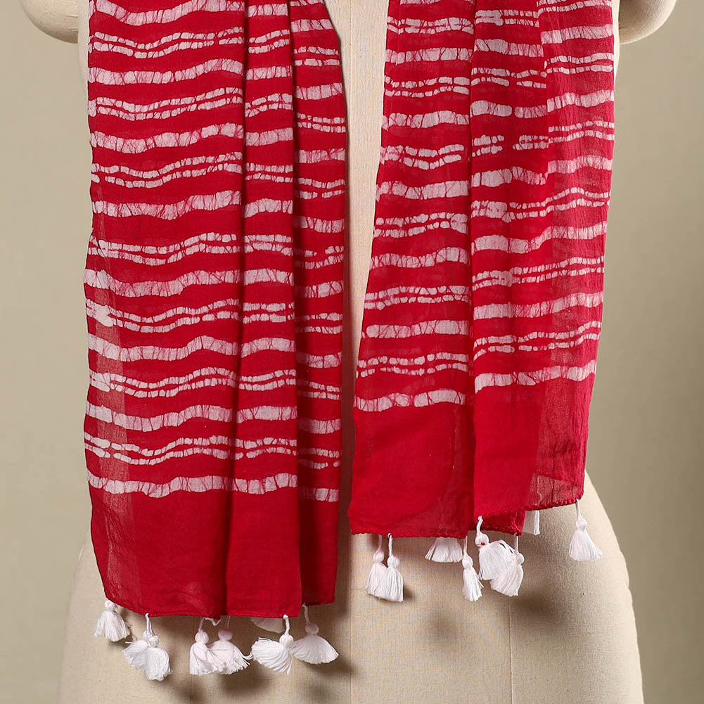 Buy Red Mul Cotton Hand Batik Print Stole with Tassels