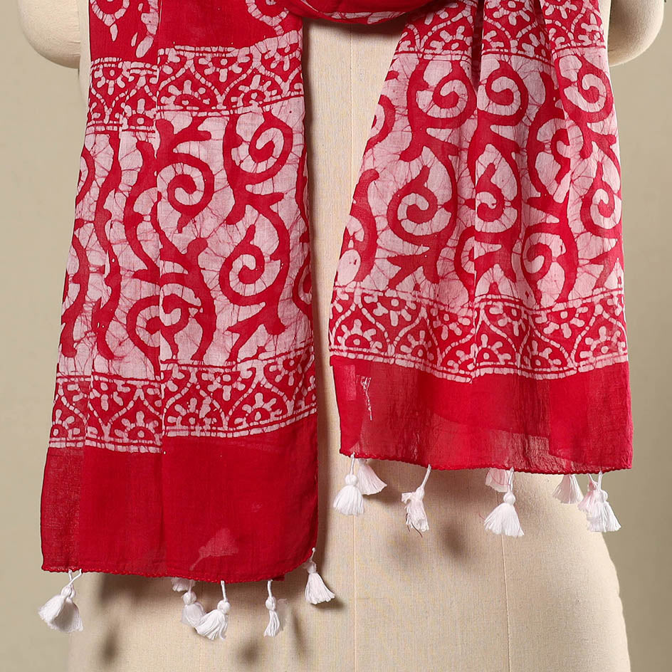 Buy Red Mul Cotton Hand Batik Print Stole with Tassels