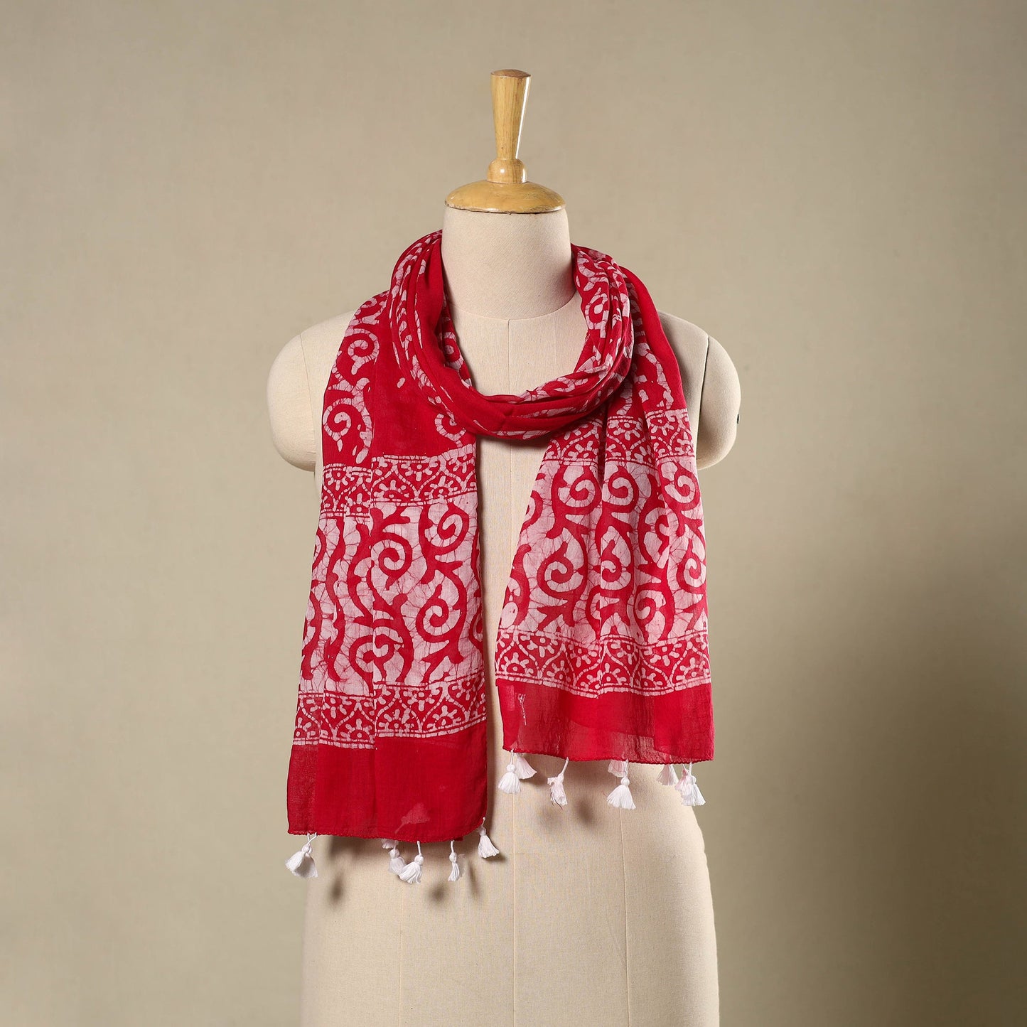 Buy Red Mul Cotton Hand Batik Print Stole with Tassels