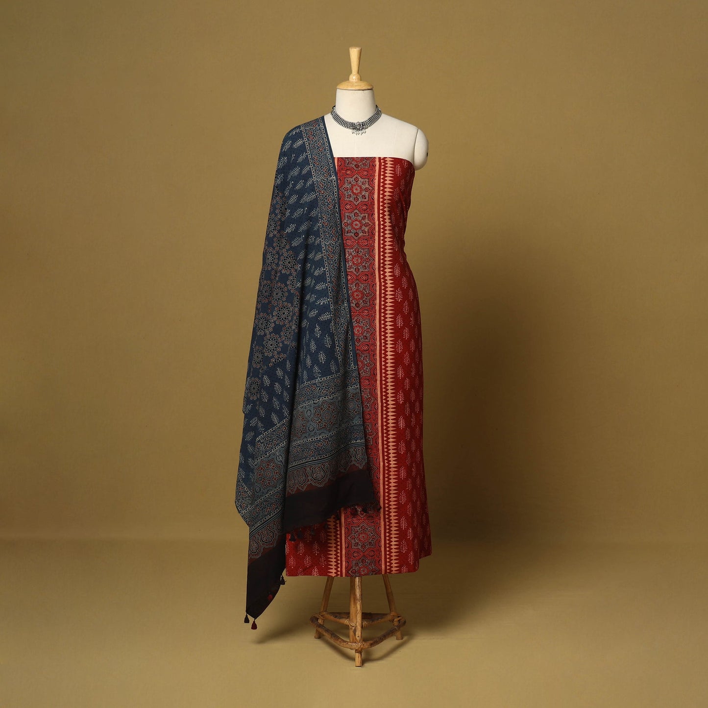 Red - natural dyed 3pc unstitched dress material 01