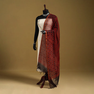 Red - natural dyed kota doria cotton dupatta 06