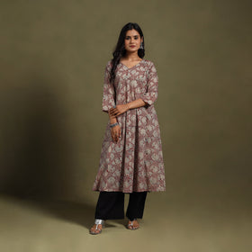 Red - natural dyed cotton a-line bagru kurta 01