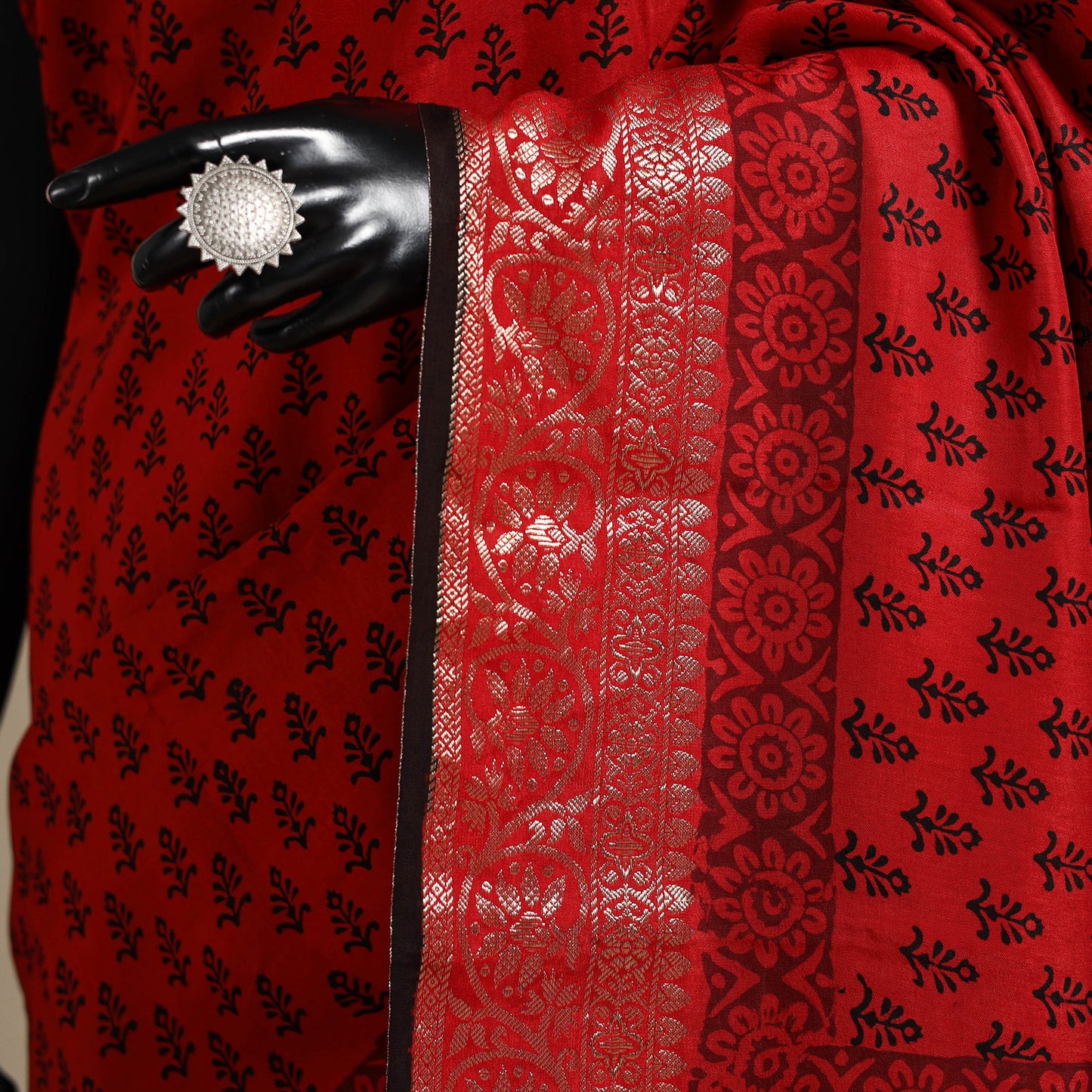 Red - natural dyed dola silk bagh saree with zari border 15