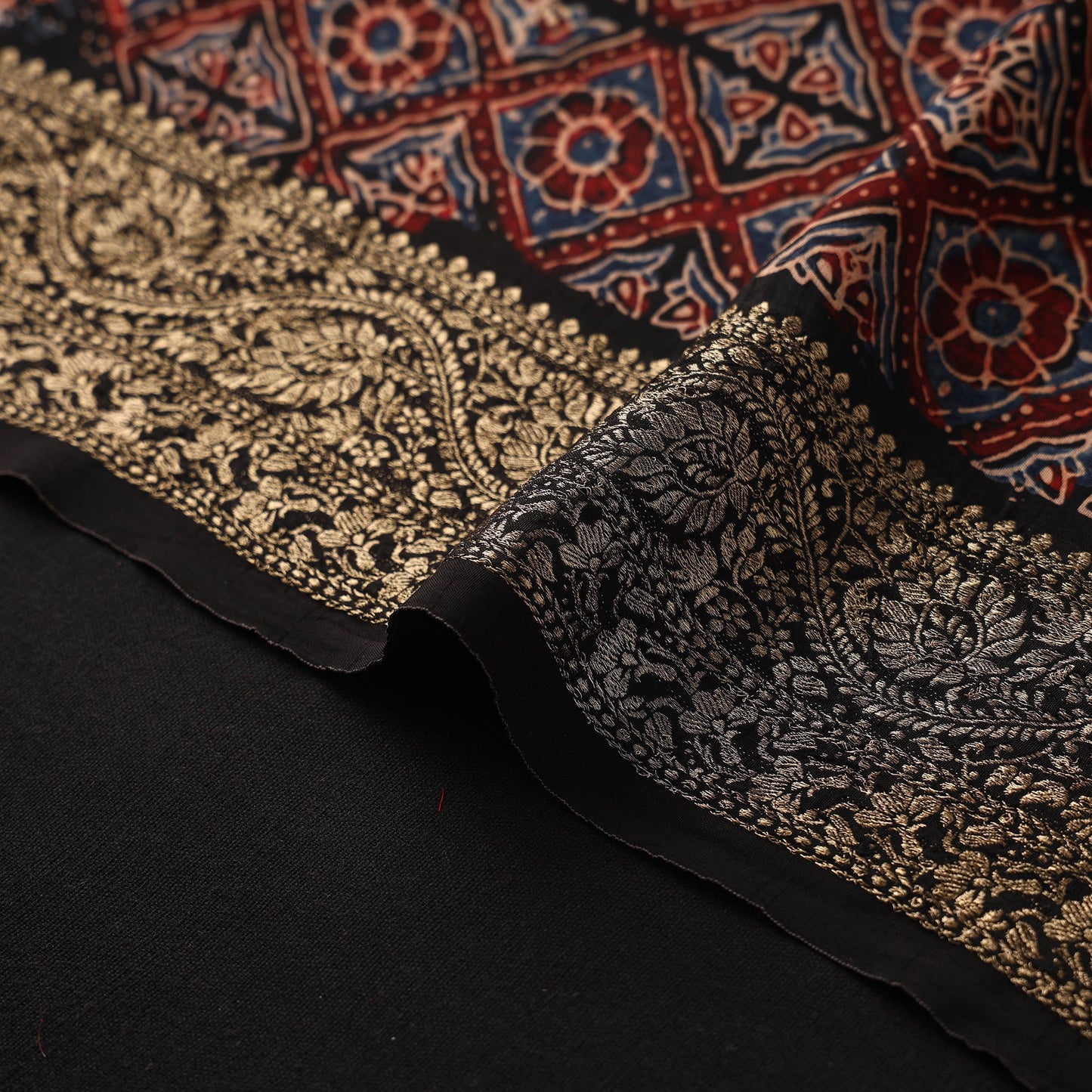 Natural dyed dola silk hand fabric 01 - handcrafted