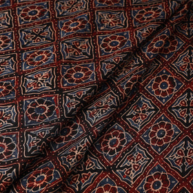 Natural dyed dola silk hand fabric 01 - handcrafted