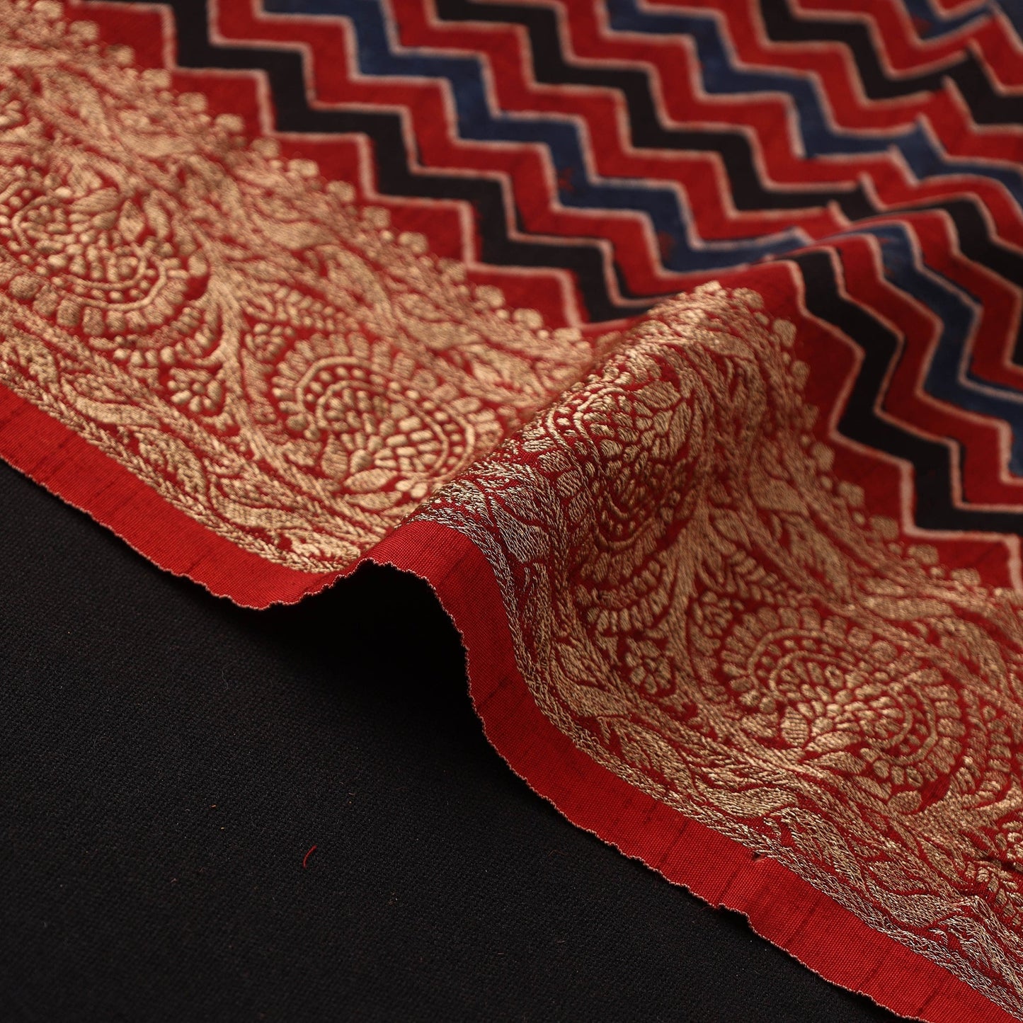 Natural dyed dola silk hand fabric 65 - handcrafted