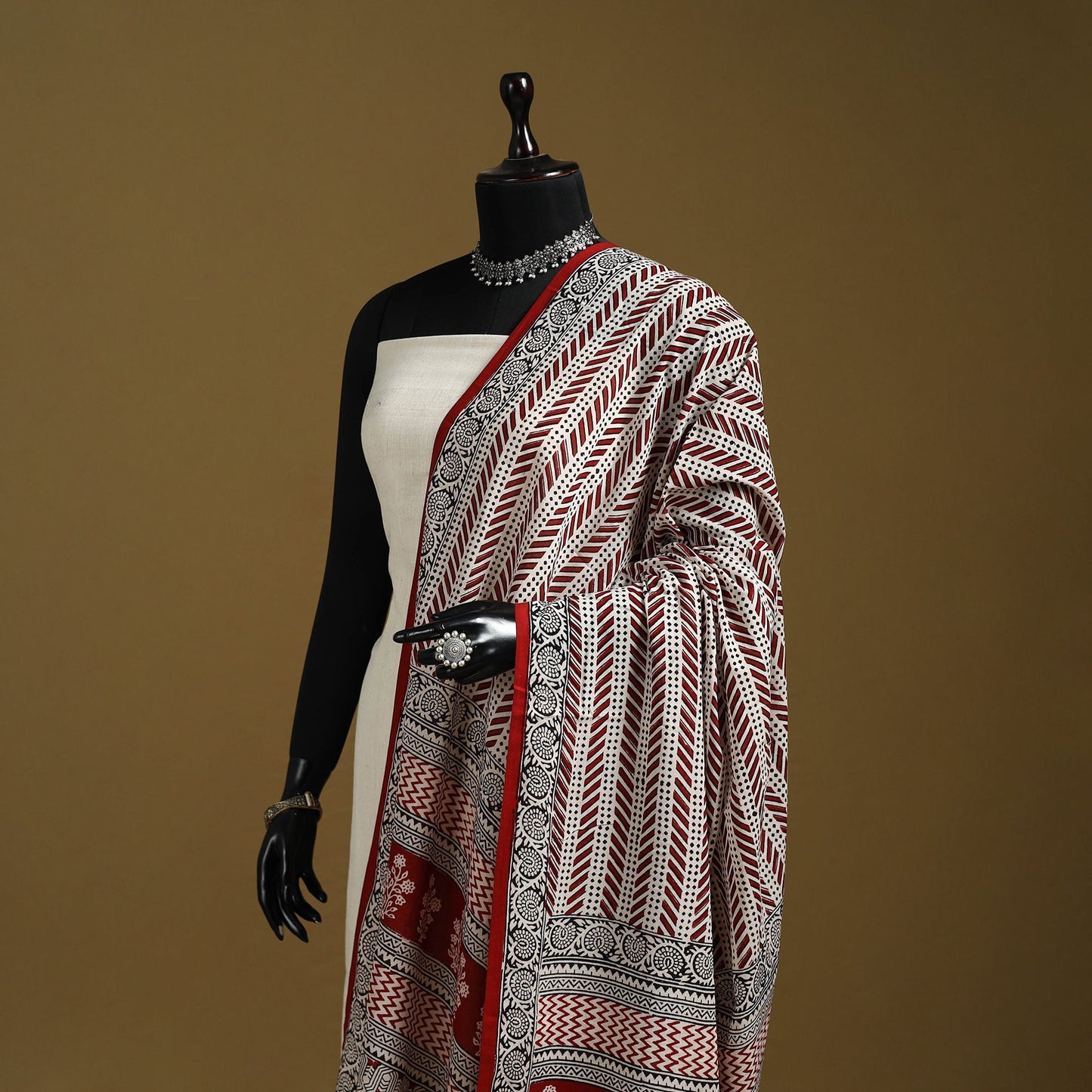 Red - natural dyed hand cotton bagh dupatta 05 - handcrafted