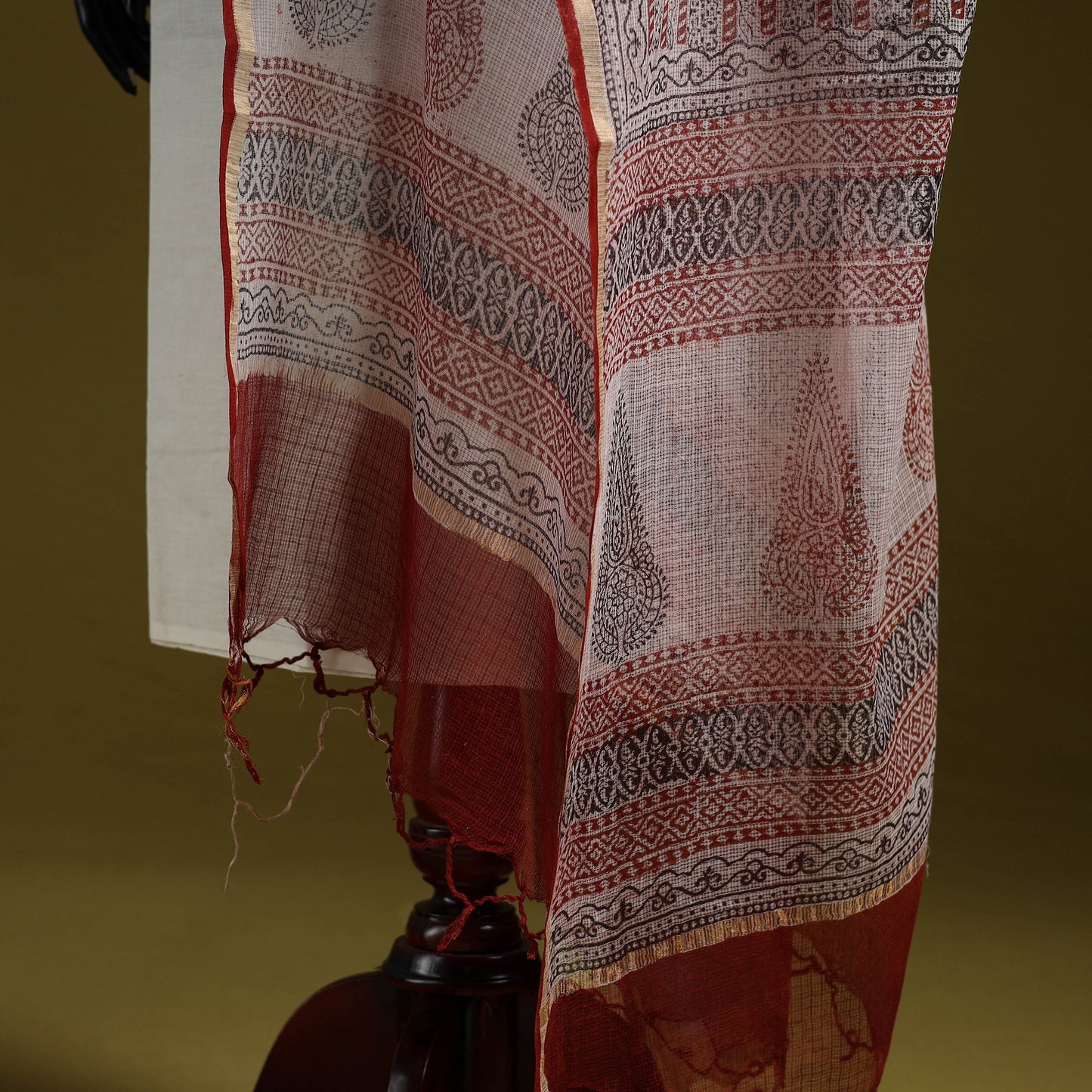 Natural dyed kota doria cotton hand block bagh print