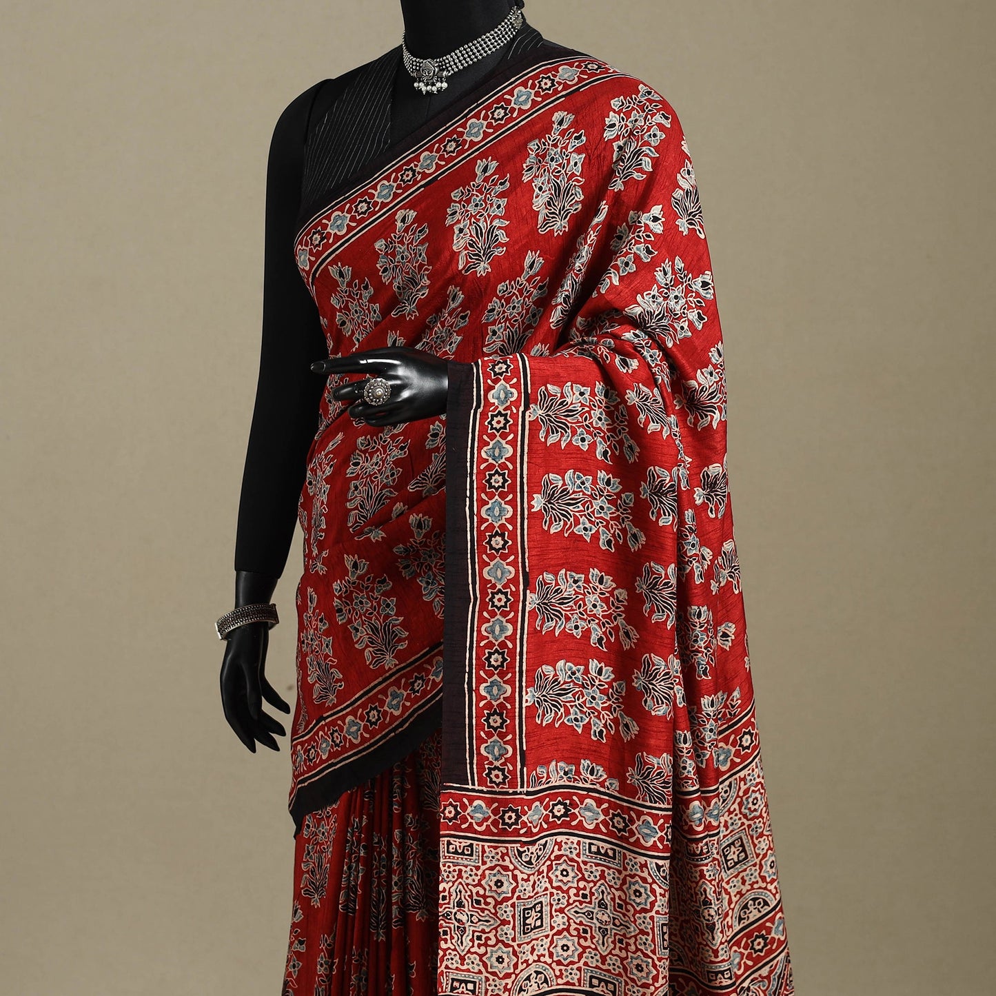 Red - natural dyed silk saree 08 - handcrafted