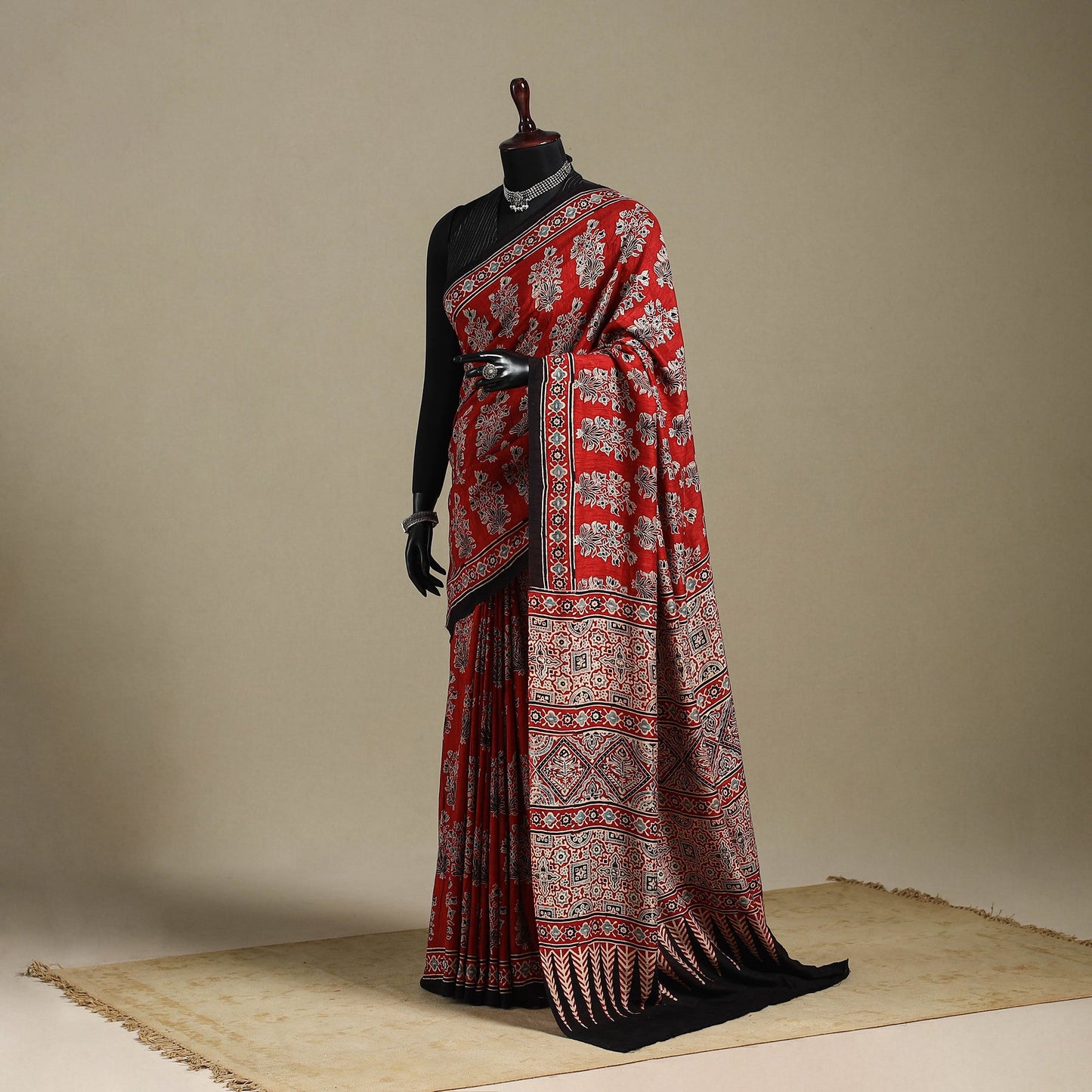 Red - natural dyed silk saree 08 - handcrafted