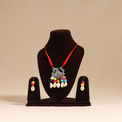 Red - navratri special! German silver shell & thread beads