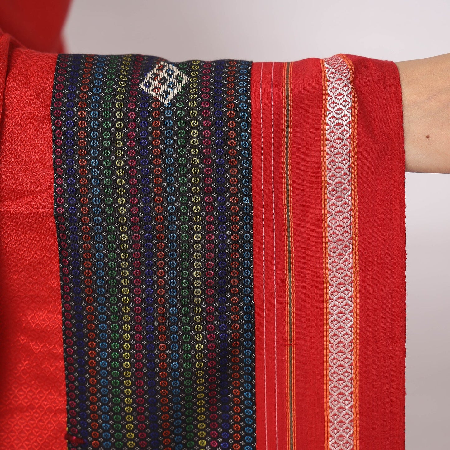  Negi Kasuti Hand Embroidery Khun Cotton Dupatta Online 