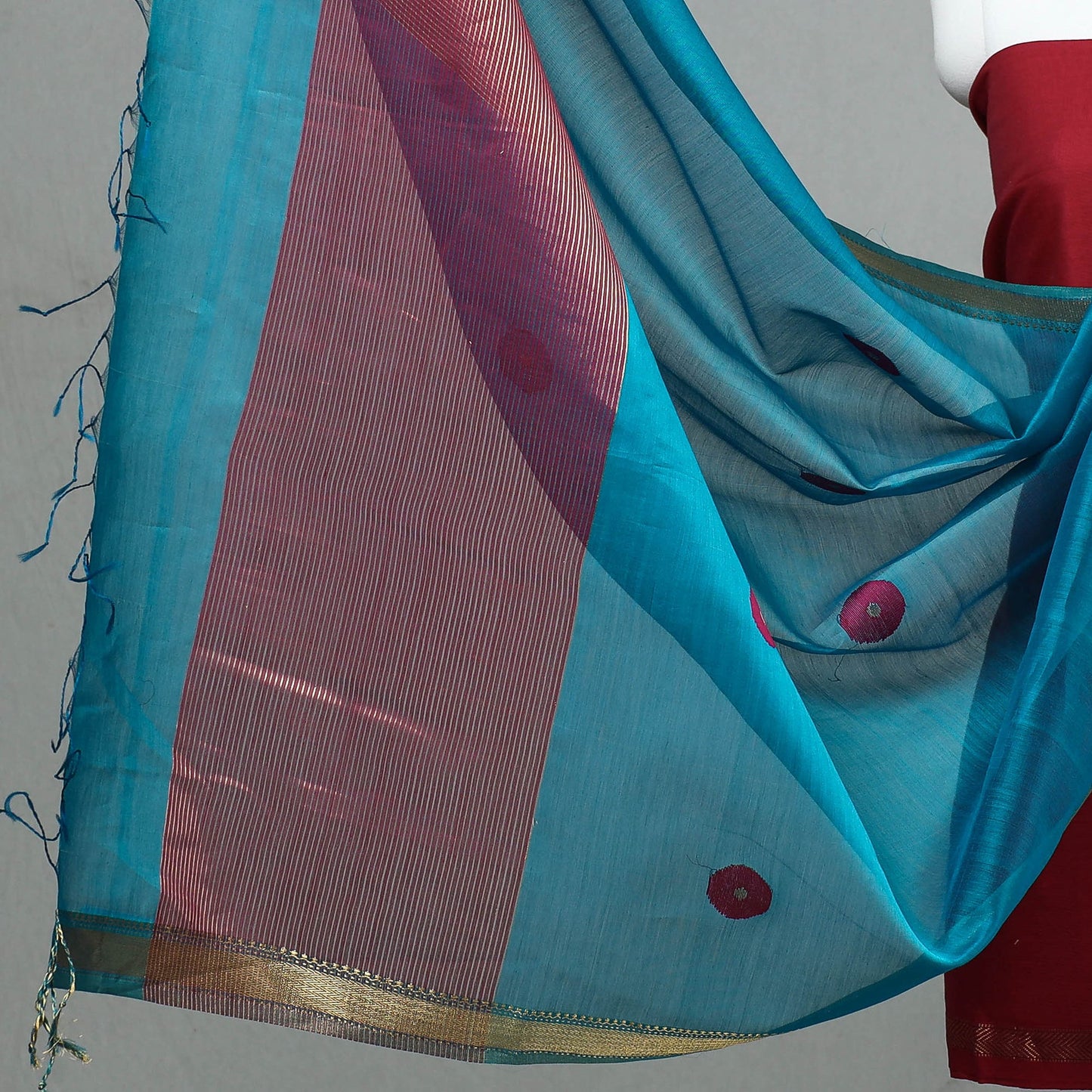 Buy Original Maheshwari Silk Pure Handloom 2pc Suit Material Set Online at iTokri.com