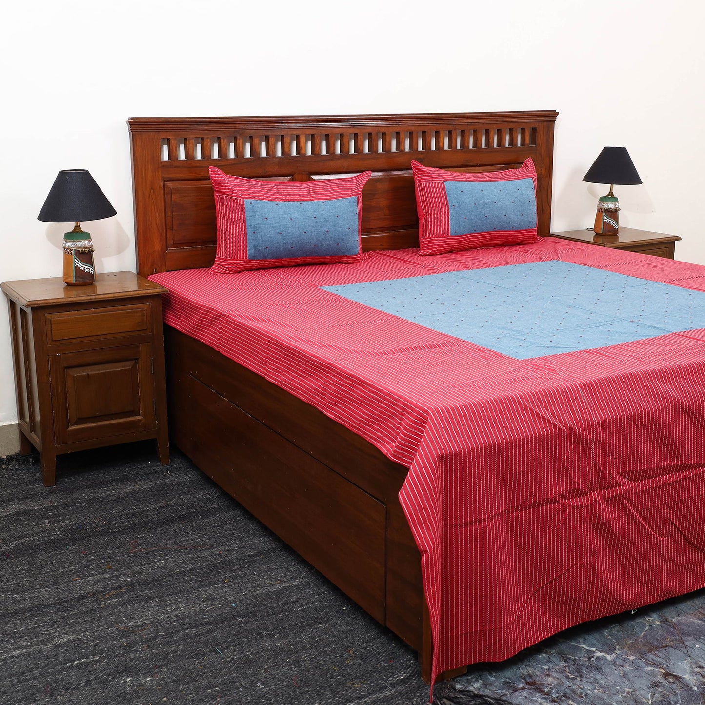 Buy Red Patchwork Cotton Double Jacquard Bed Sheet Set