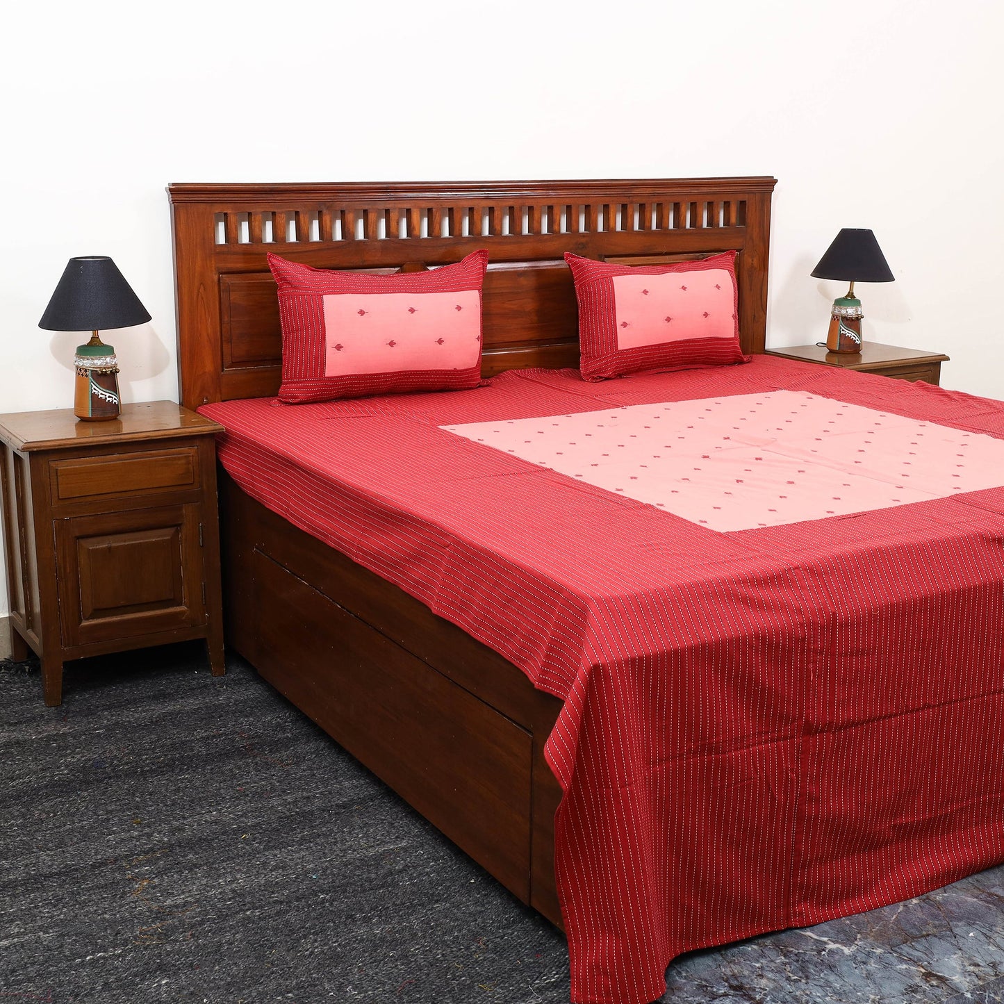 Buy Red Patchwork Cotton Double Jacquard Bed Sheet Set