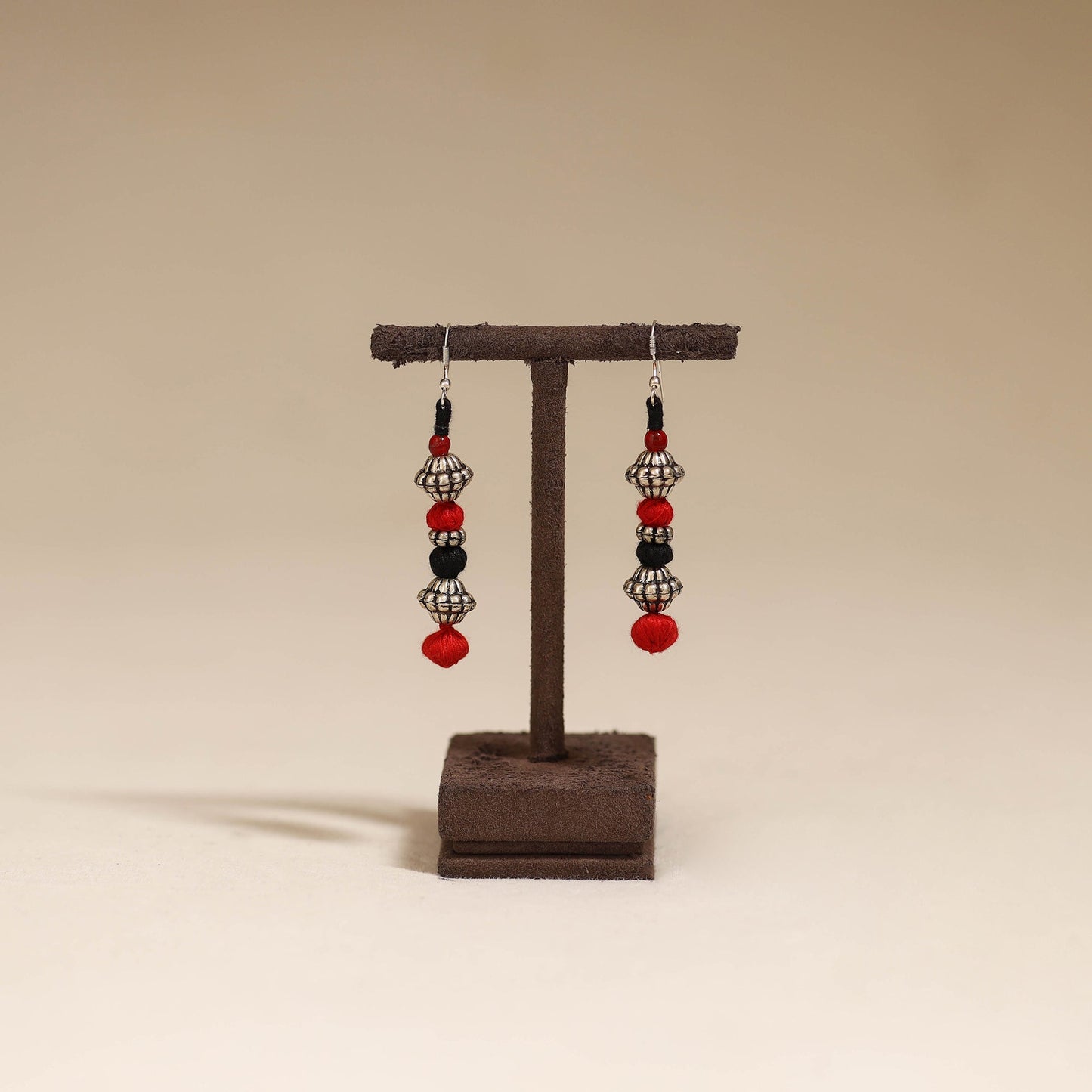Red - patwa thread beads earrings by kailash 39