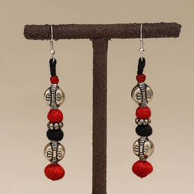 Red - patwa thread beads earrings by kailash 51