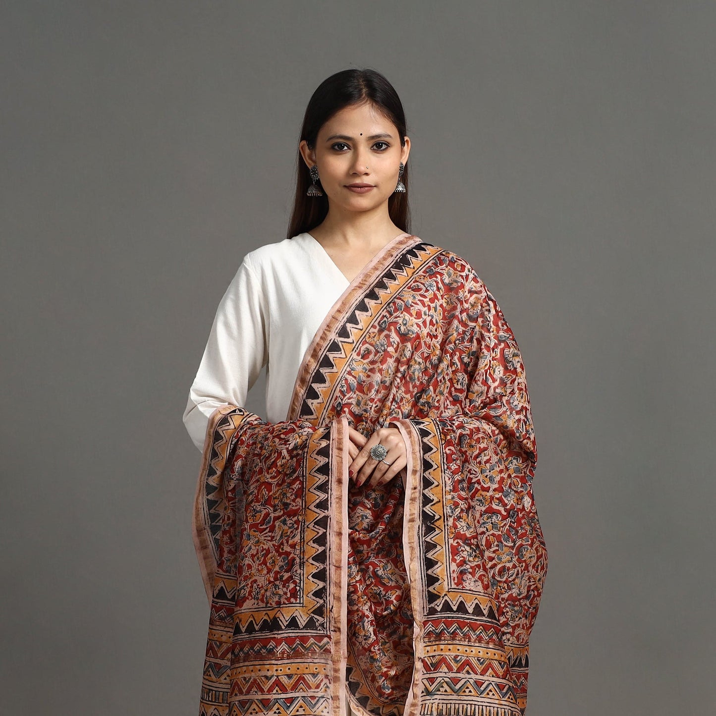 Buy Pedana Block Print Chanderi Silk Red Kalamkari Dupatta