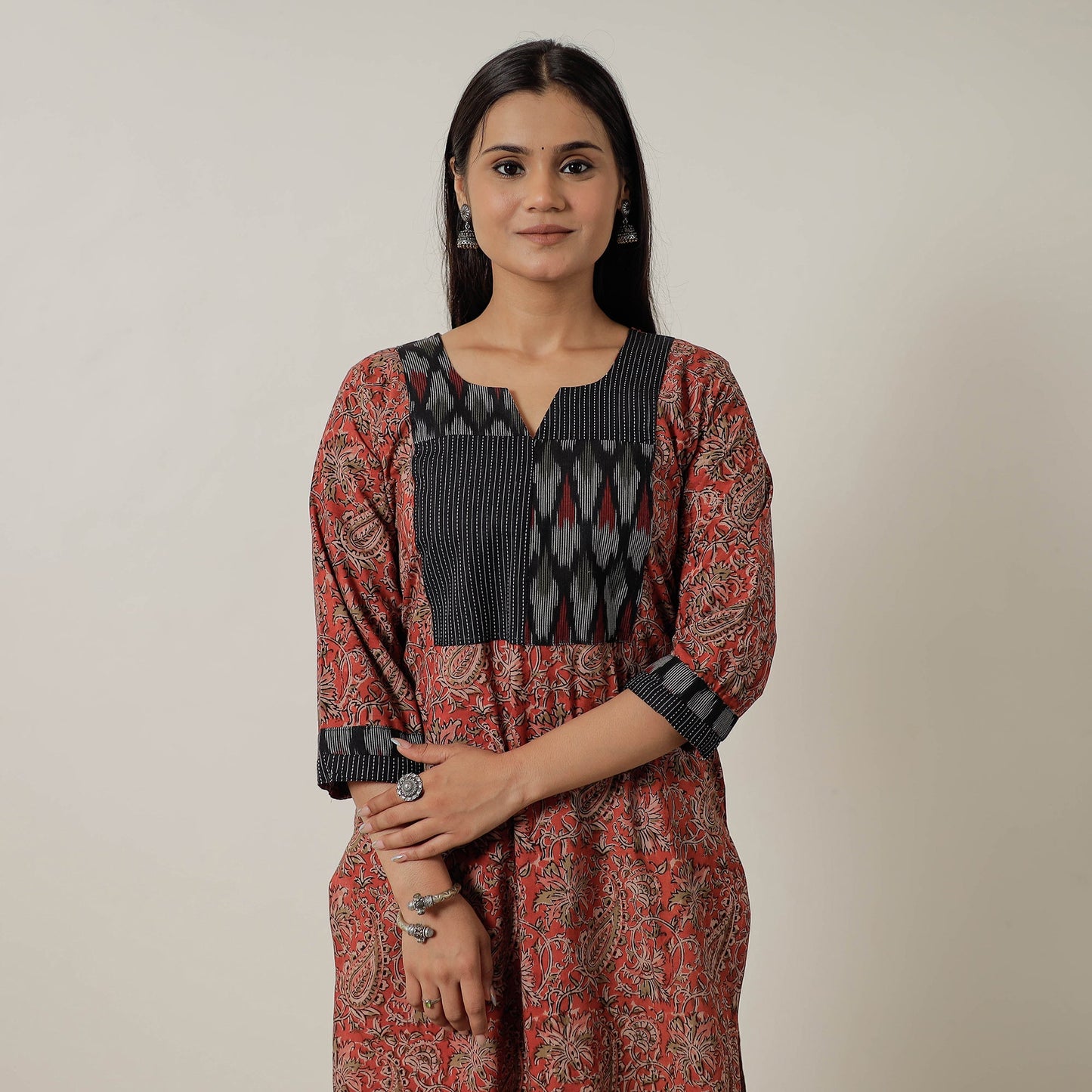 Buy Pedana Kalamkari Block Printed Cotton Straight Kurta with Patchwork 02 Online at iTokri.com