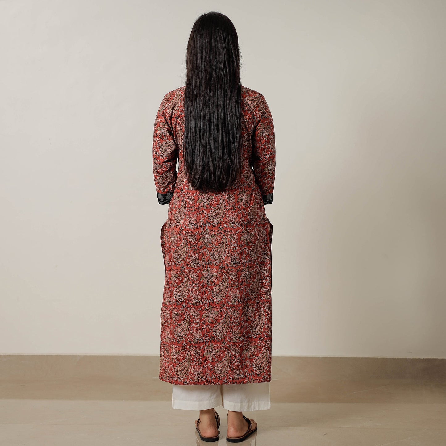 Buy Pedana Kalamkari Block Printed Cotton Straight Kurta with Patchwork 02 Online at iTokri.com