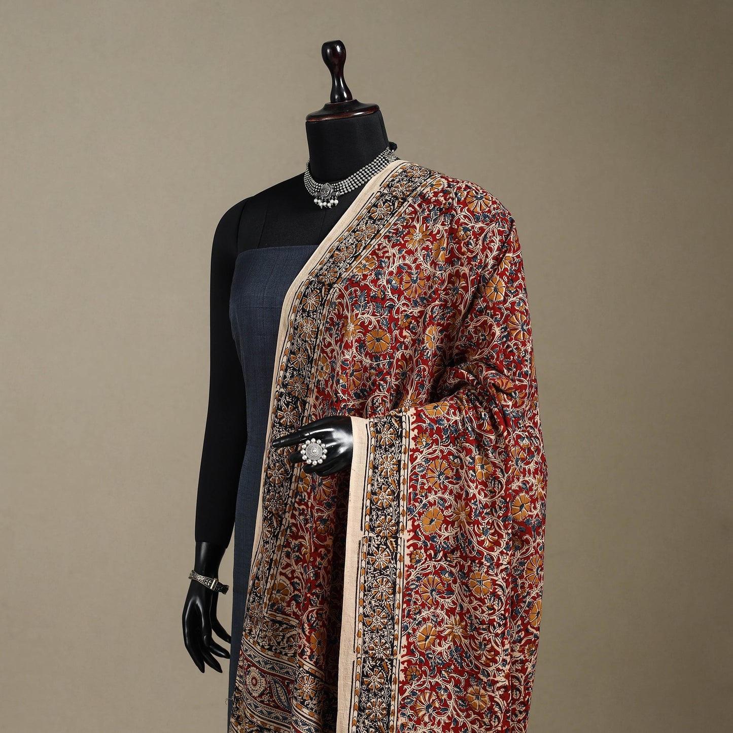 Red - pedana natural dyed cotton kalamkari dupatta 05