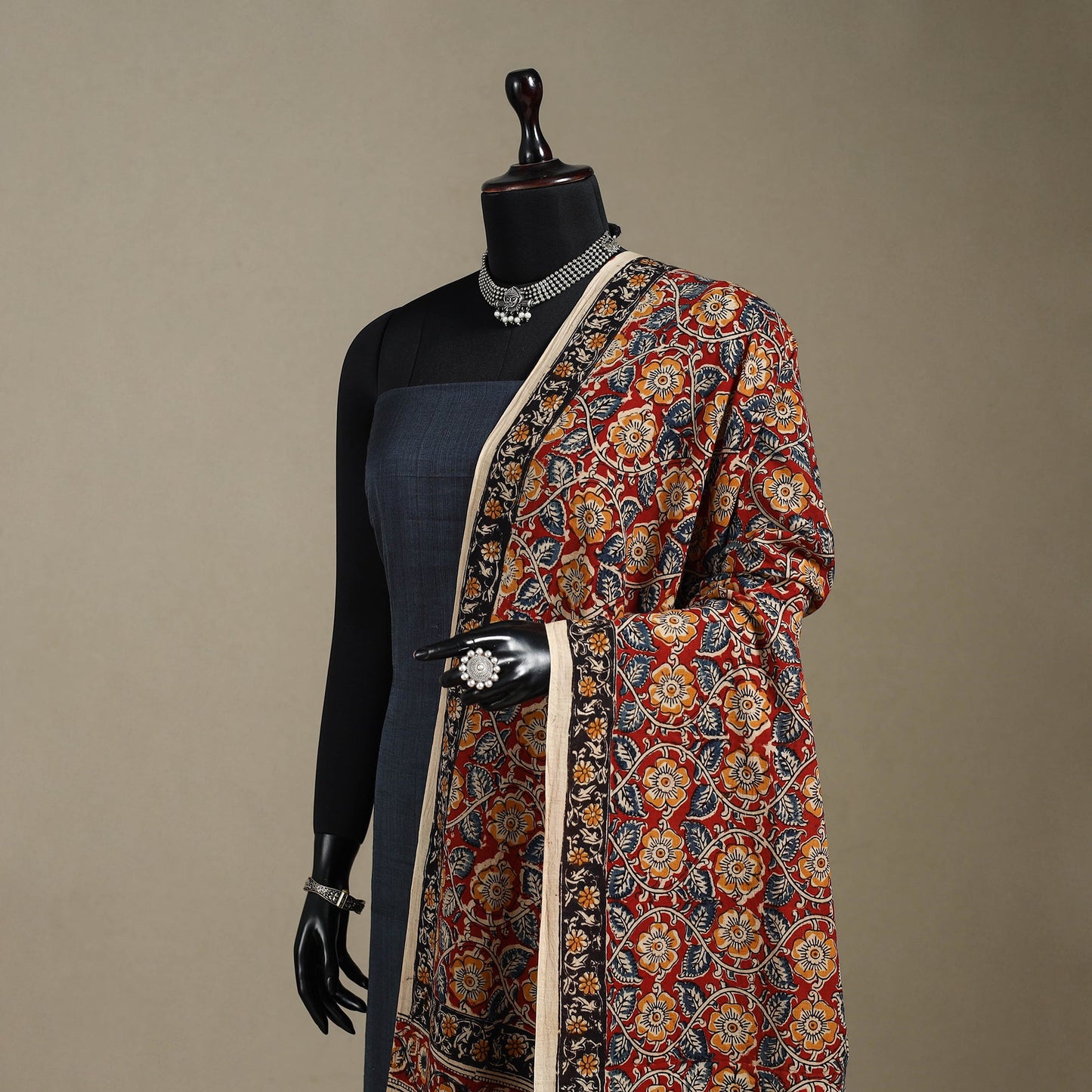 Red - pedana natural dyed cotton kalamkari dupatta 06