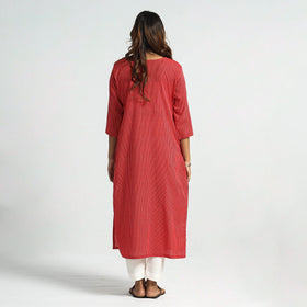 Buy Plain Running Stitch Cotton Pintuck Long Kurta Online at iTokri.com