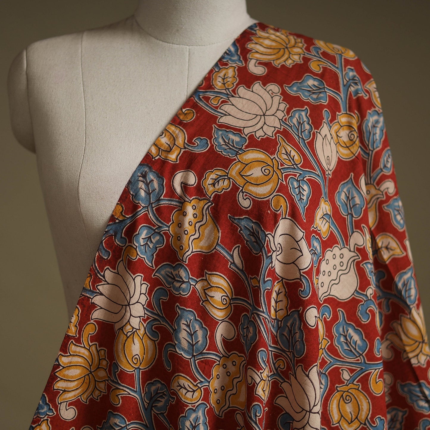 Printed cotton kalamkari fabric 09 - handcrafted