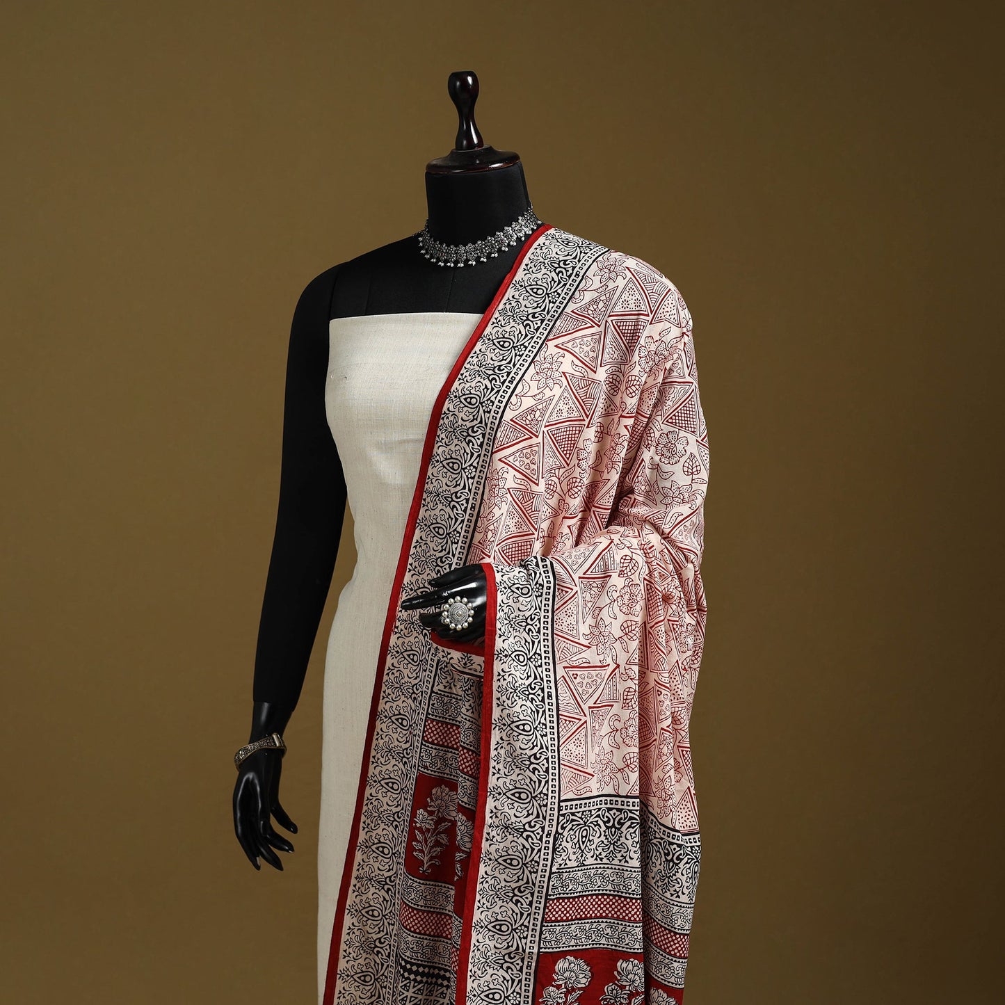 Red - printed natural dyed cotton bagh dupatta 01