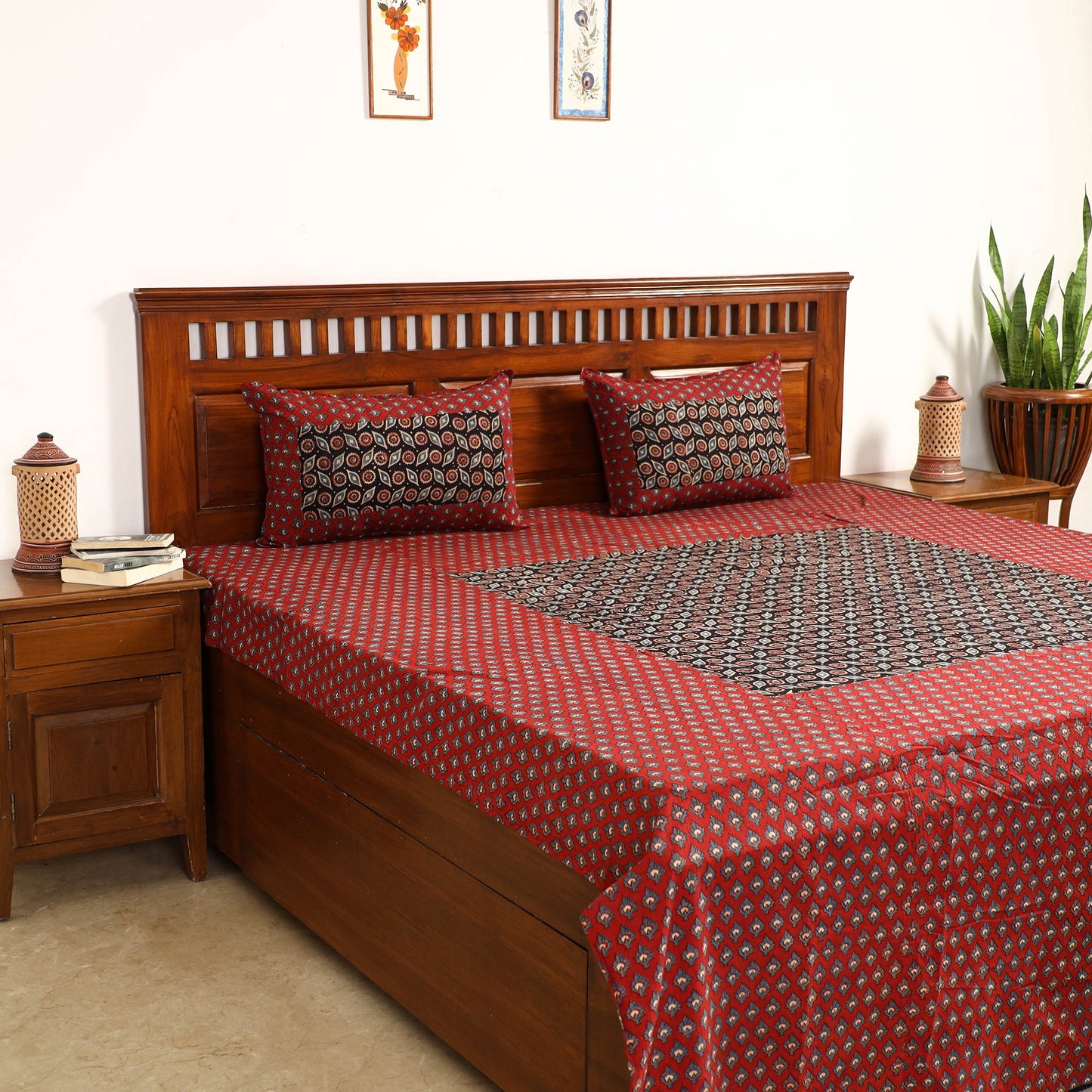 Red - printed patchwork cotton double bed cover with pillow