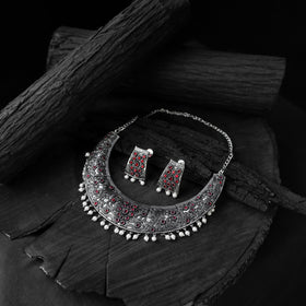 Red - saanjh bela floral oxidised necklace set - handcrafted