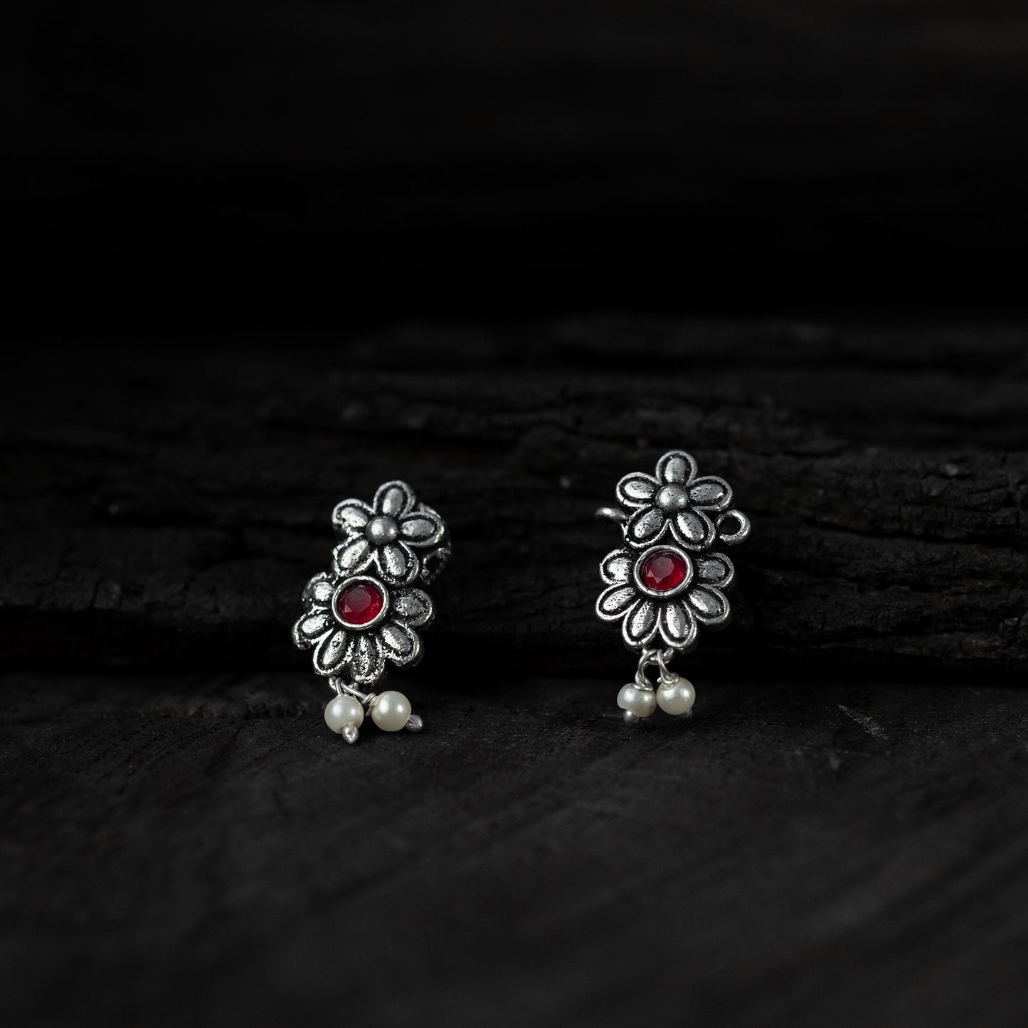 Red - saanjh bela flower oxidised necklace set - handcrafted