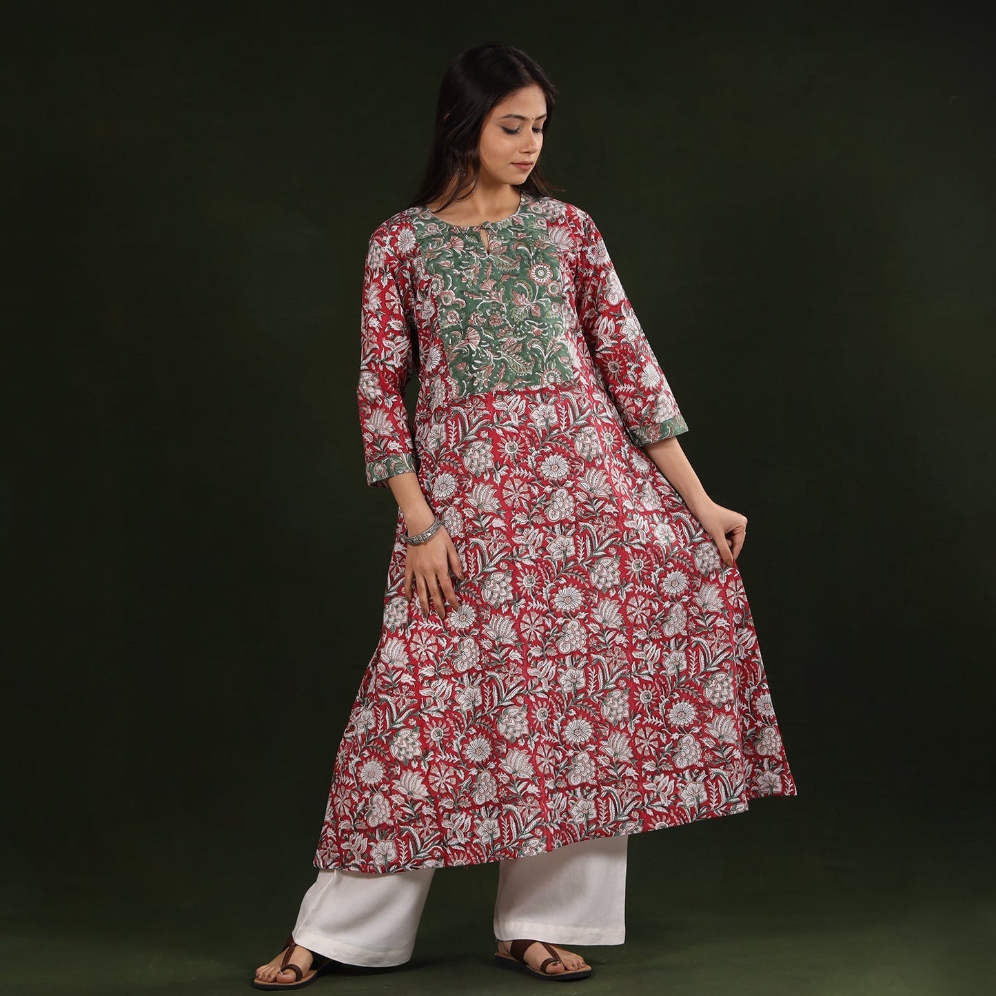 Buy Sanganeri Block Printed Cotton Long Kurta Online at iTokri.com