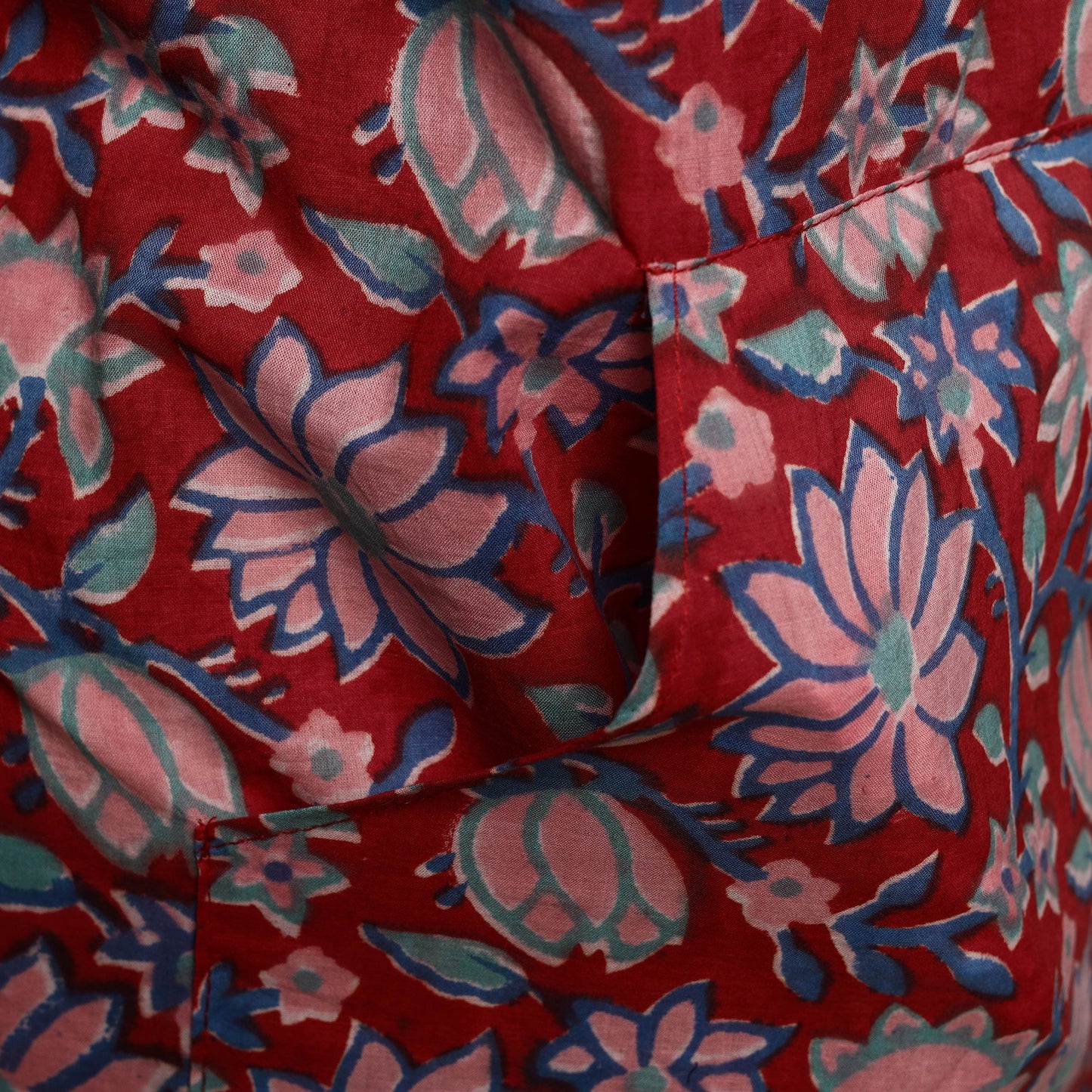 Red - sanganeri cotton apron with pocket 02 - handcrafted