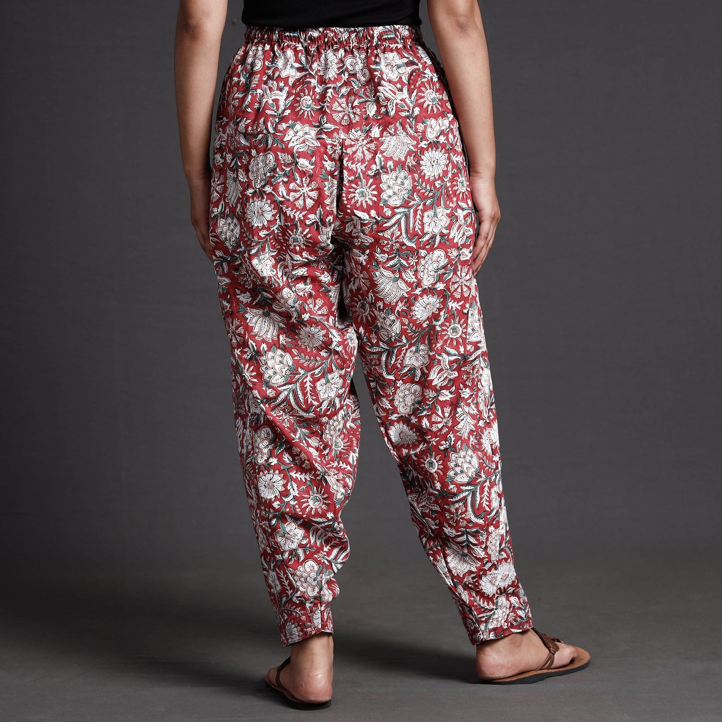  Sanganeri Block Printed Cotton Elasticated Salwar Online at iTokri.com