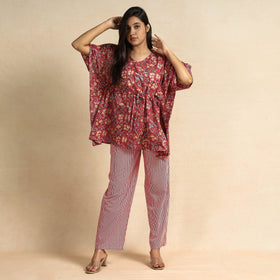 Buy Sanganeri Block Printed Cotton Kaftan & Pyjama Night Suit Set Online at iTokri.com