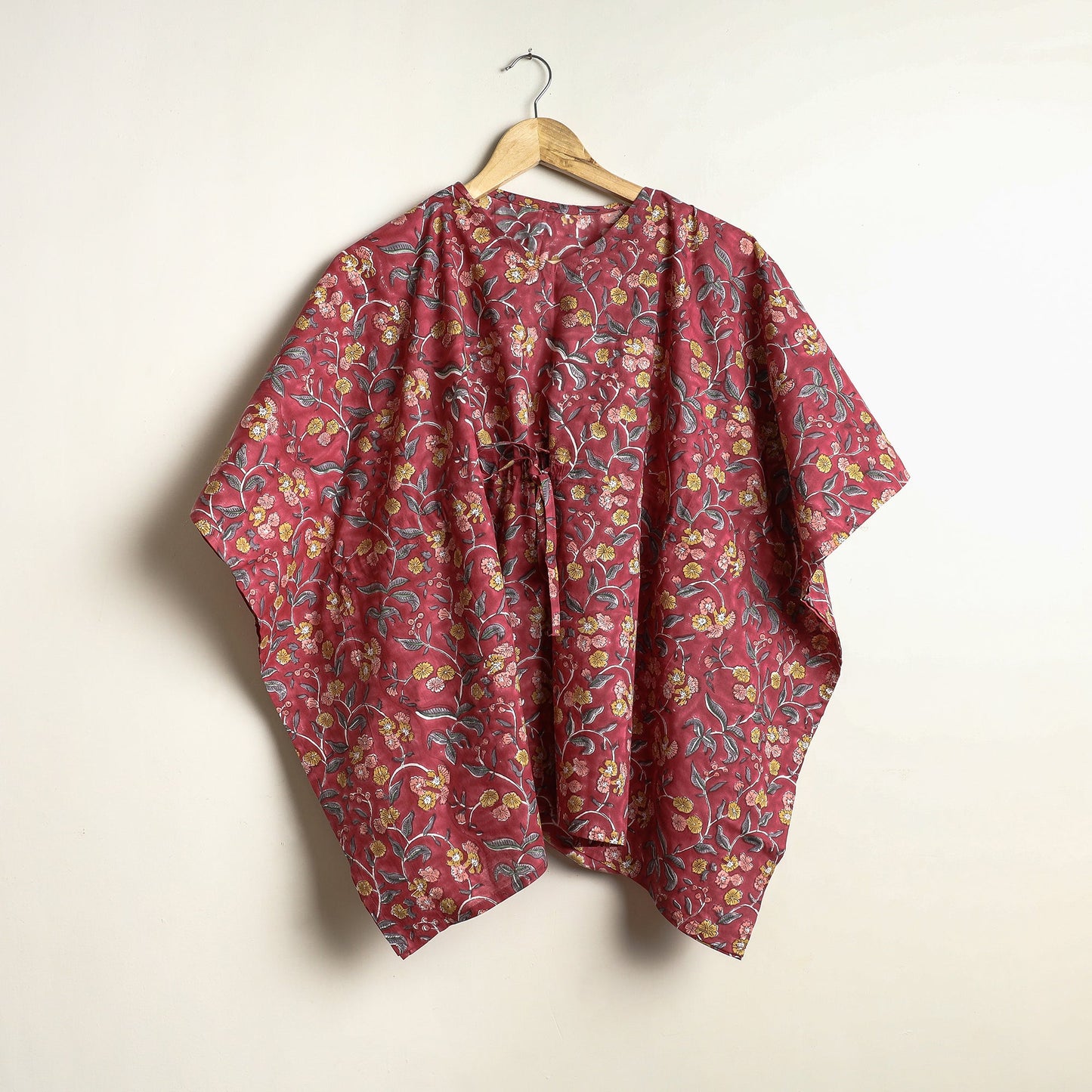 Buy Sanganeri Block Printed Cotton Kaftan & Pyjama Night Suit Set Online at iTokri.com