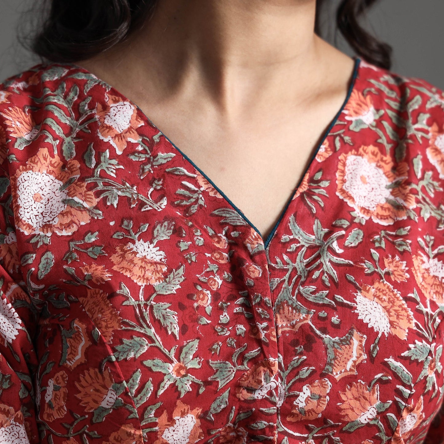 Buy Sanganeri Block Printed Cotton Stitched Blouse Online at iTokri.com