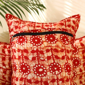 Buy Set of 2 Red Hand Batik Print Cotton Pillow Covers