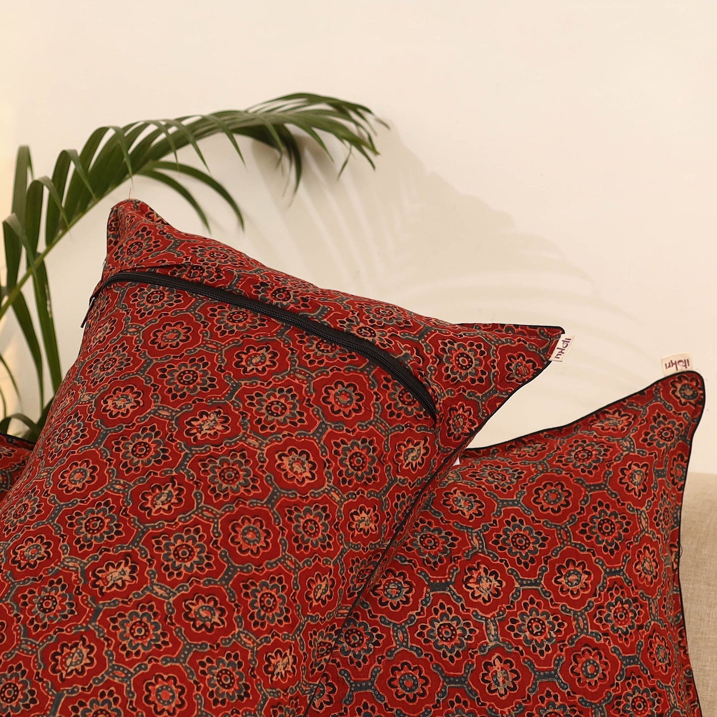 Red - set of 2 hand pillow covers 19 - handcrafted